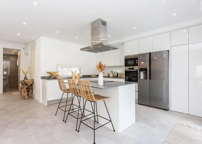 别墅 Casa John Lisboa-piscine Chauffee En Option 沙尔内卡